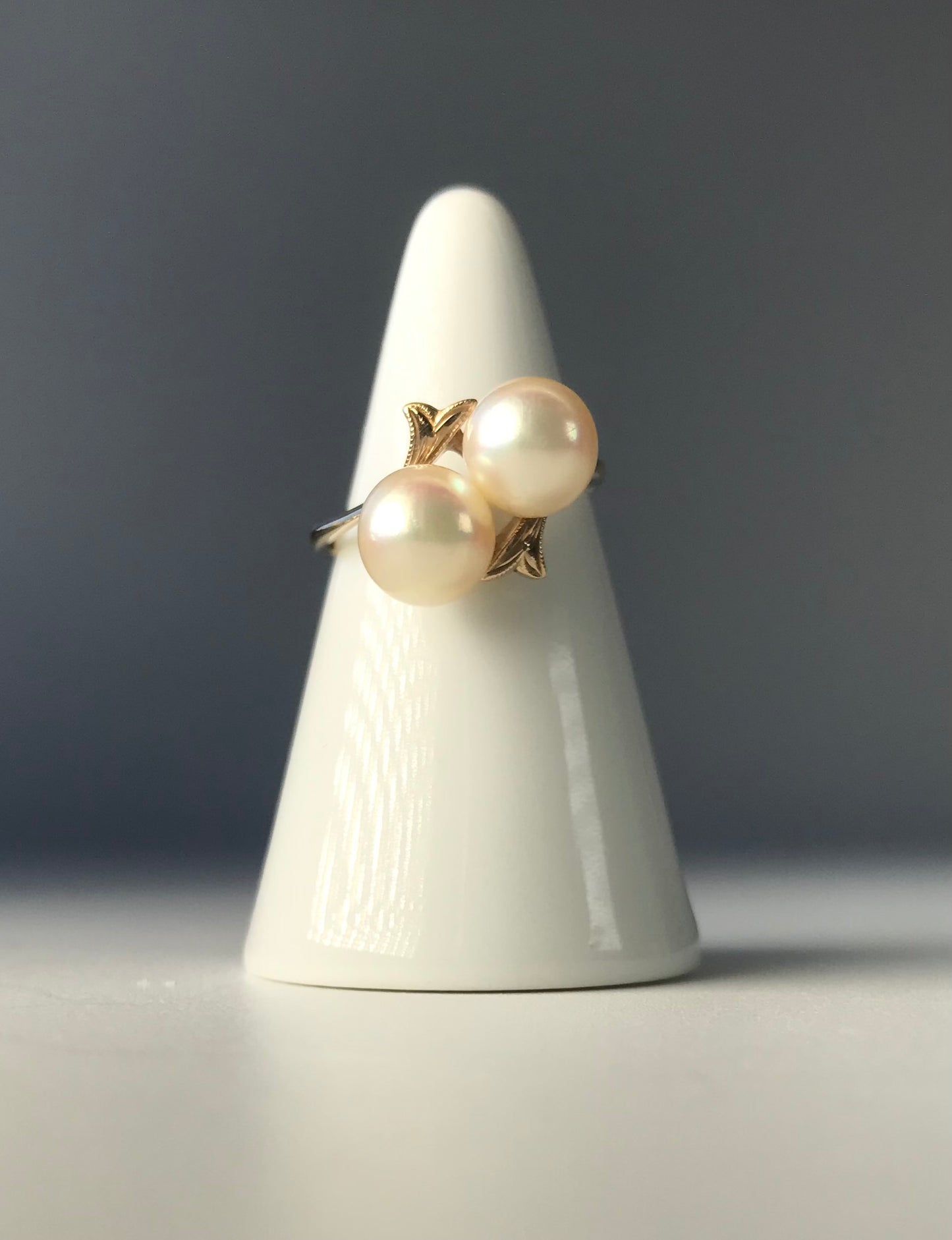 Mikimoto Akoya pearls 14K gold vintage ring