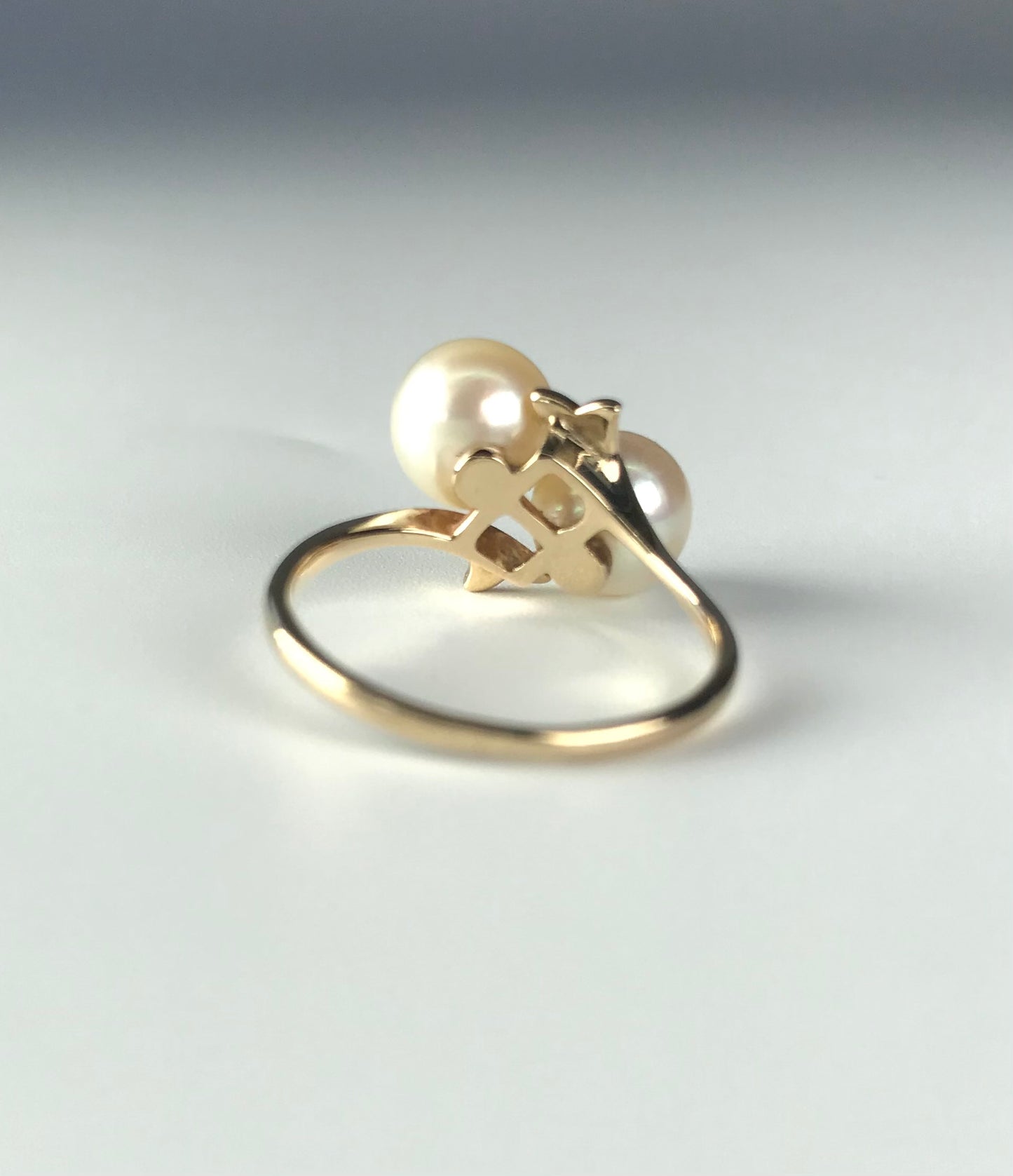 Mikimoto Akoya pearls 14K gold vintage ring