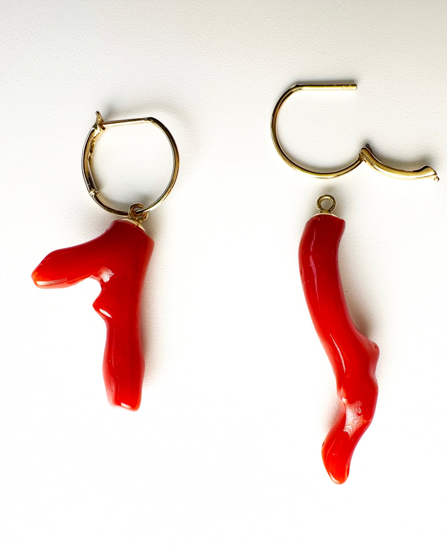 K18 solid gold Asymmetrical earrings with Japanese blood red coral branches