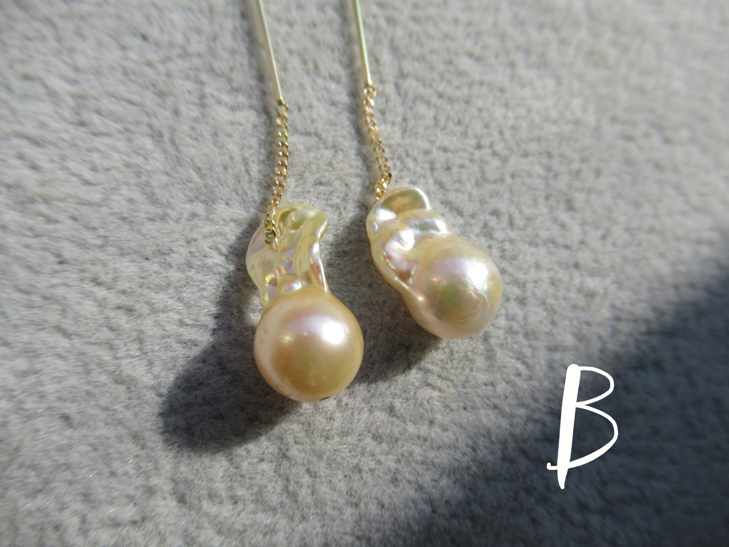 K18 Tadpole pearl earrings